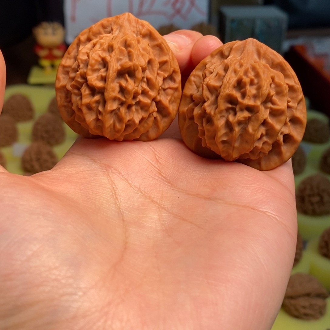 ****男核桃秦岭金公子39微瑕