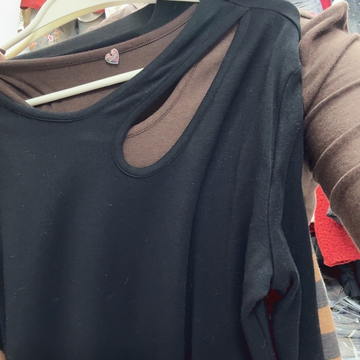 超然//～～～～～～～～～～黑L