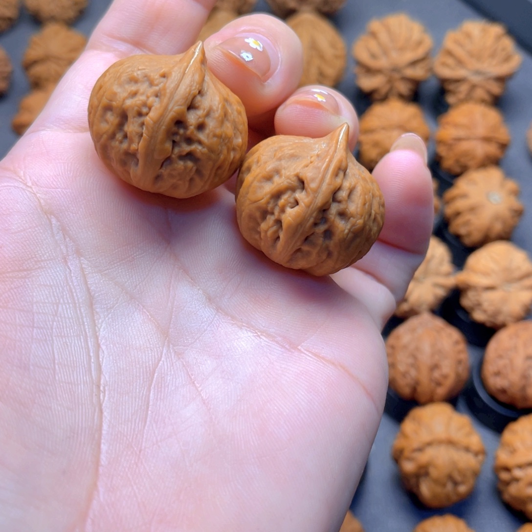 核桃文玩把件小磨盘