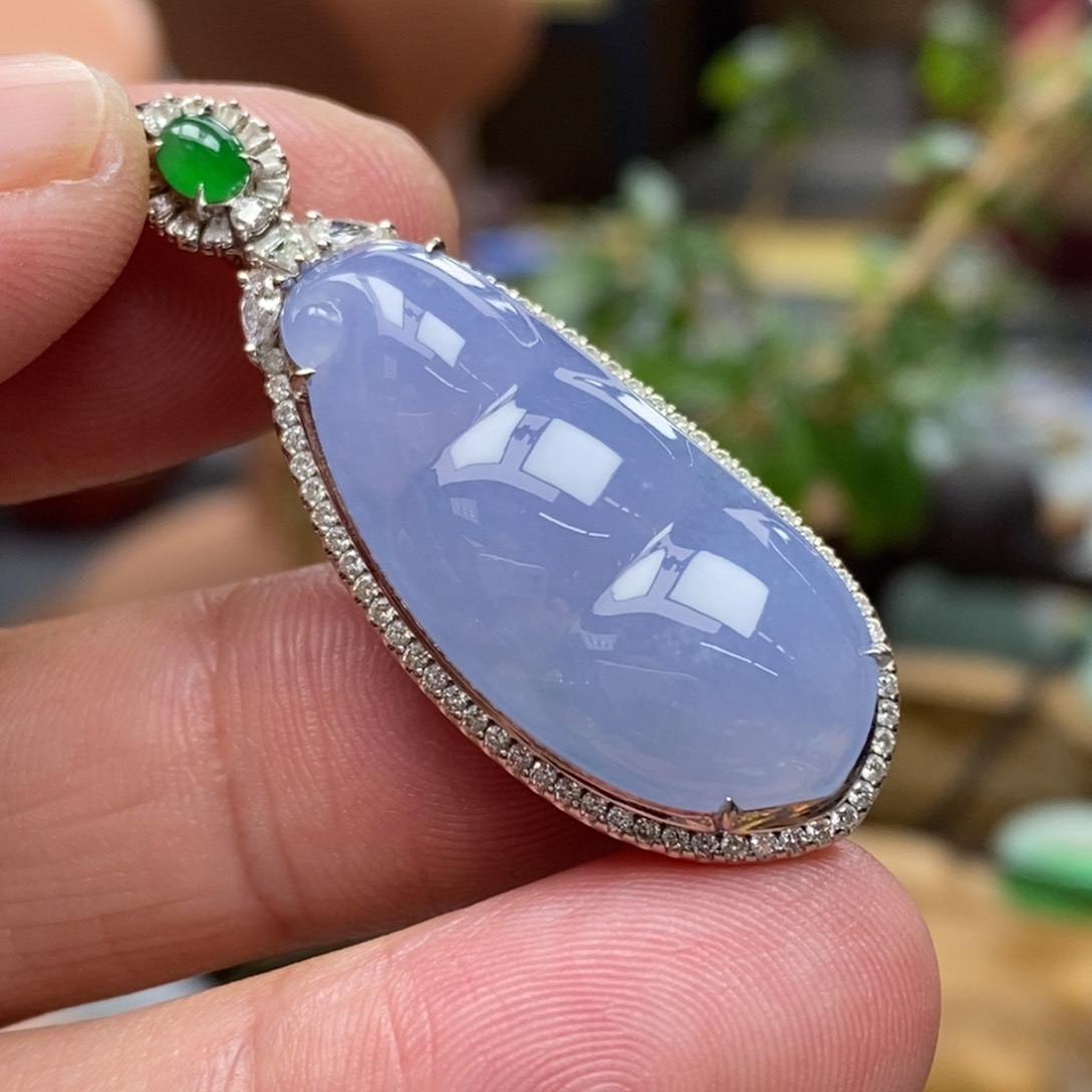 翡翠颈饰18K金镶嵌挂件