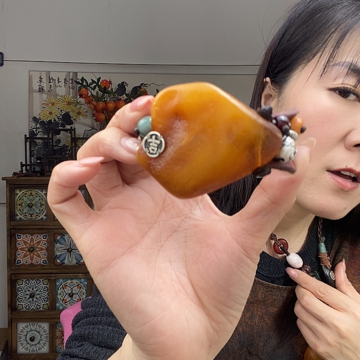 蜜蜡手镯未镶嵌手镯