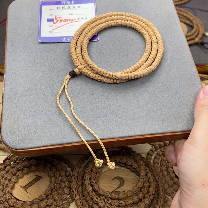 柏香籽/百香籽手串