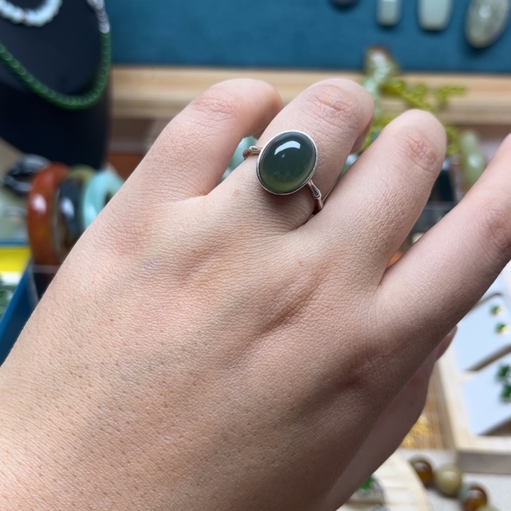 蛇纹石玉银S925镶嵌戒指