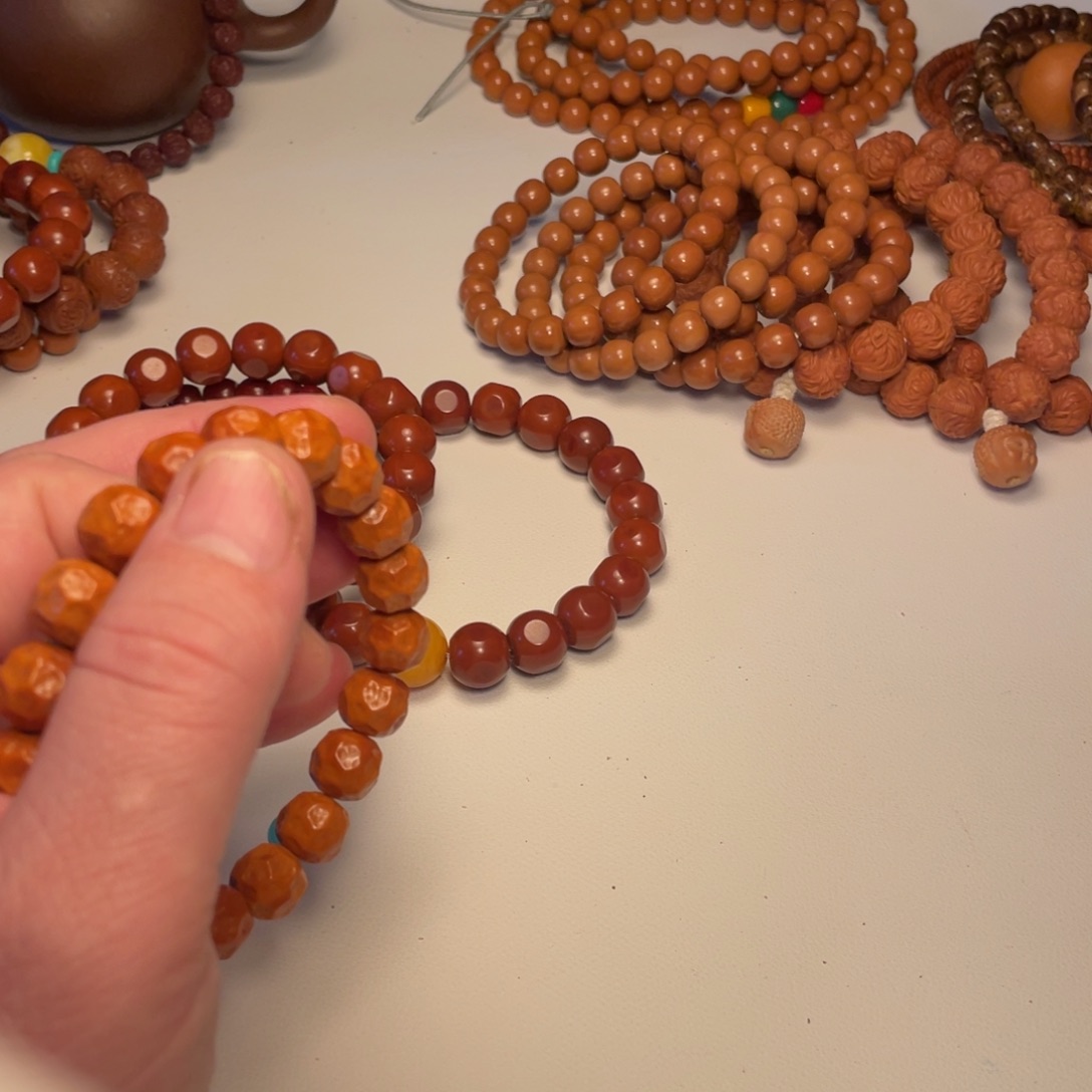 白***壶吊坠猴头核桃猴头