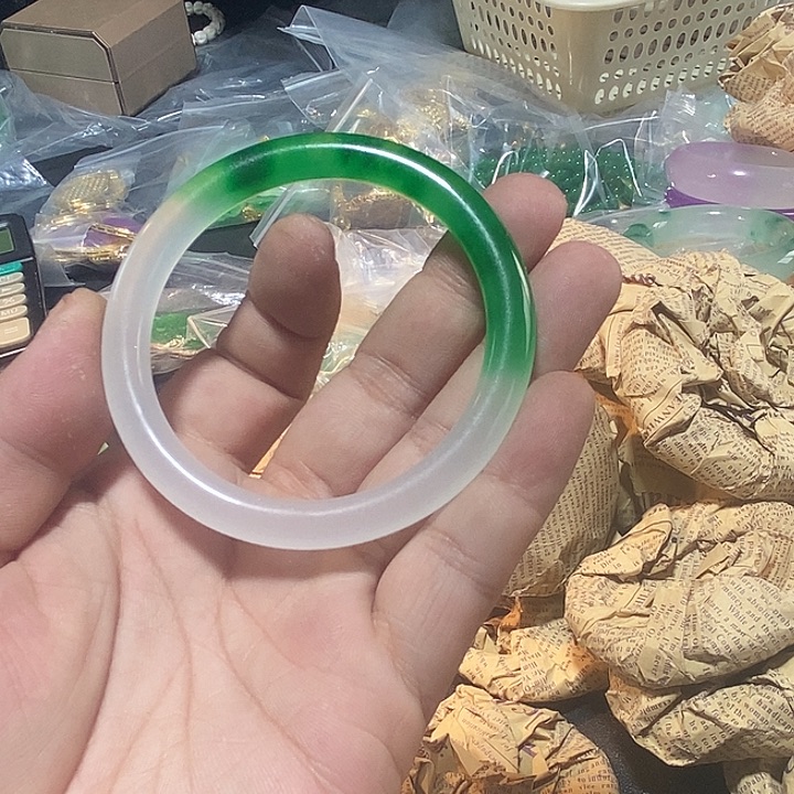 翡翠颈饰未镶嵌价格