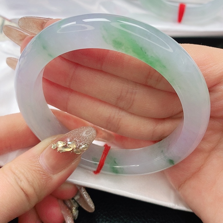 翡翠手镯未镶嵌A**u缅甸天然A货翡翠