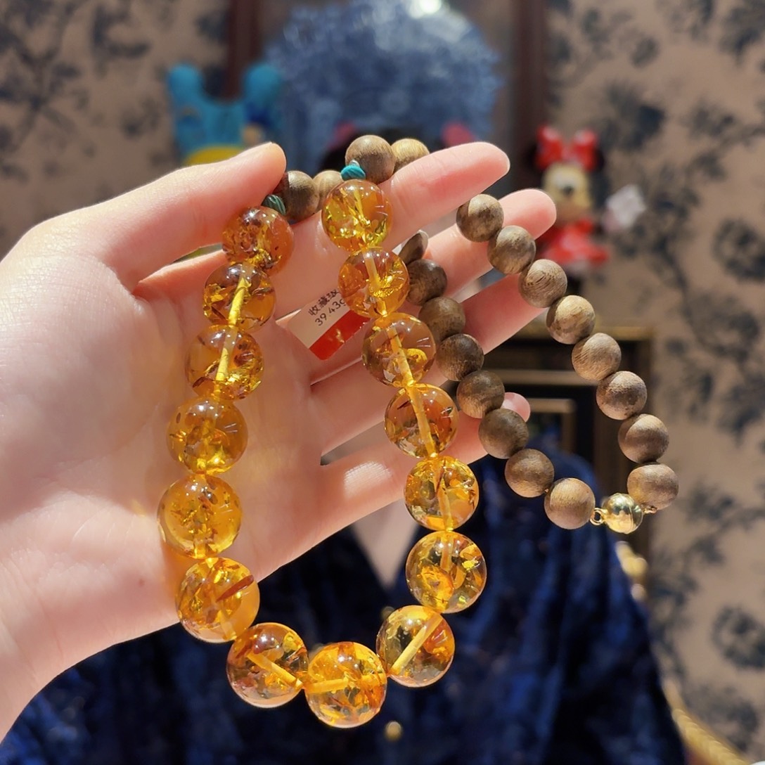 琥珀未镶嵌颈饰颈饰