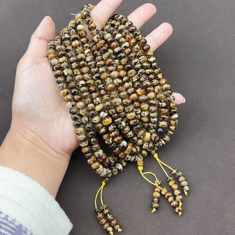 【齐福珠宝】FS001-4/7mm特级抚顺干白花108佛珠（多样性发其一）