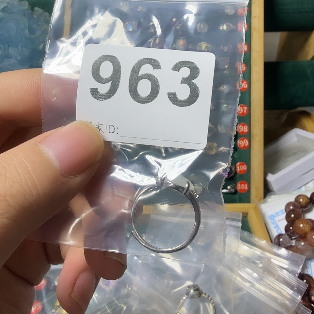 啊***？翡翠银S925镶嵌戒指