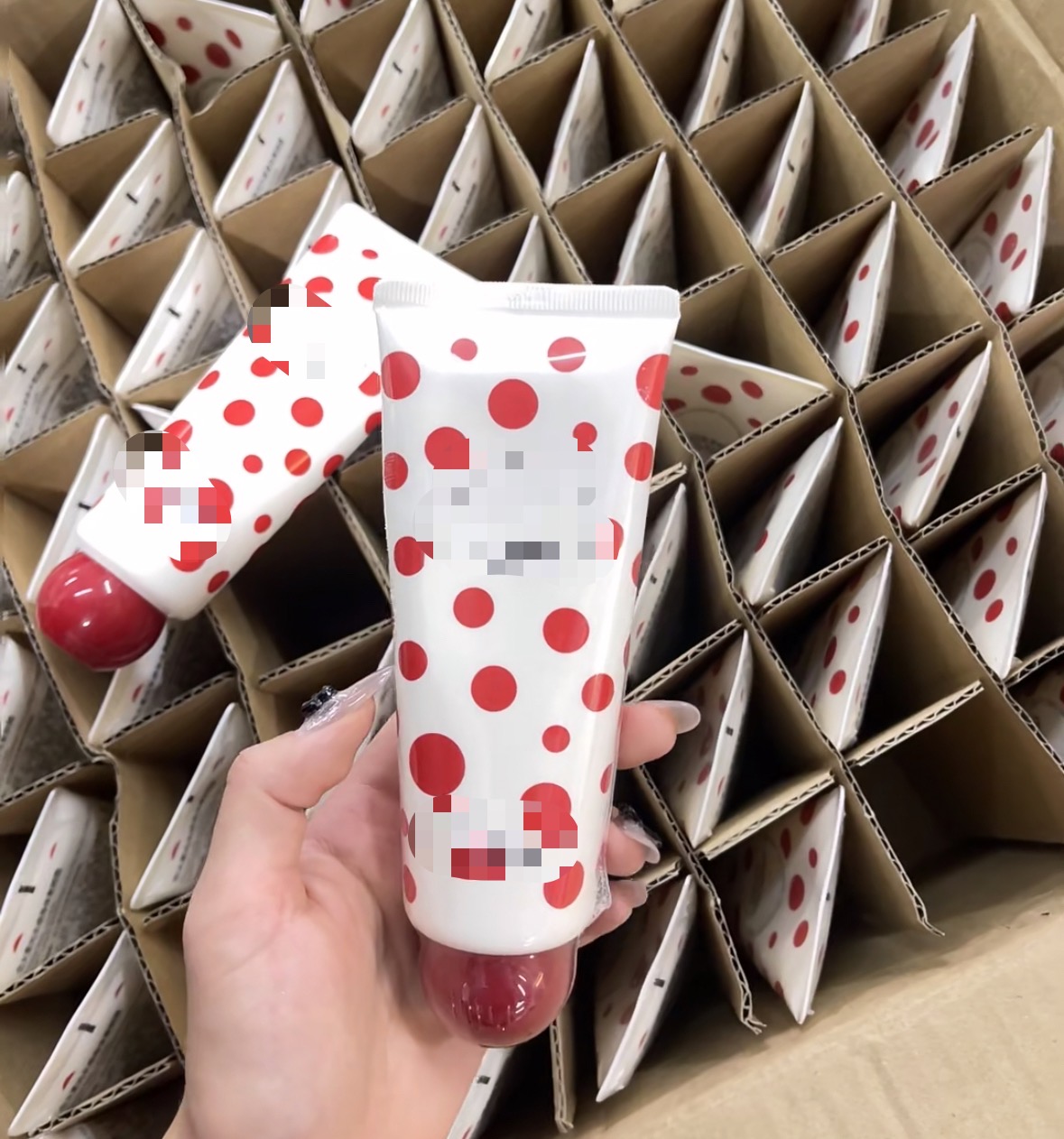 P-身体素颜霜轻薄不假白