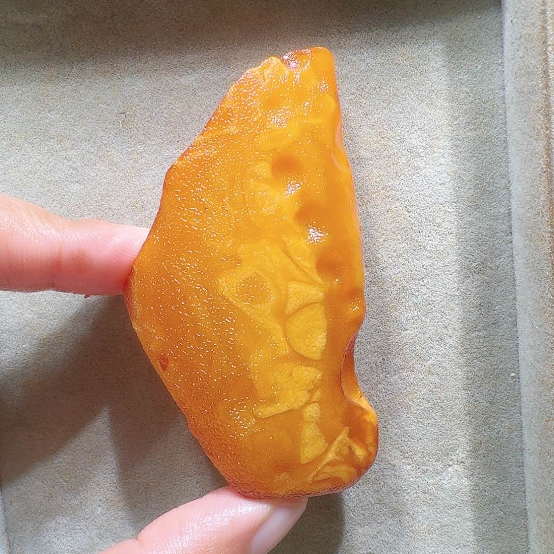 定制琥珀未镶嵌定制