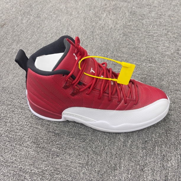 全新未使用 AIR JORDAN 43码 原盒 aj12 白红 球鞋