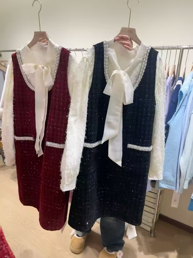 圆领长裙见外包装背心长袖连衣裙黑色小香风裙子秋冬