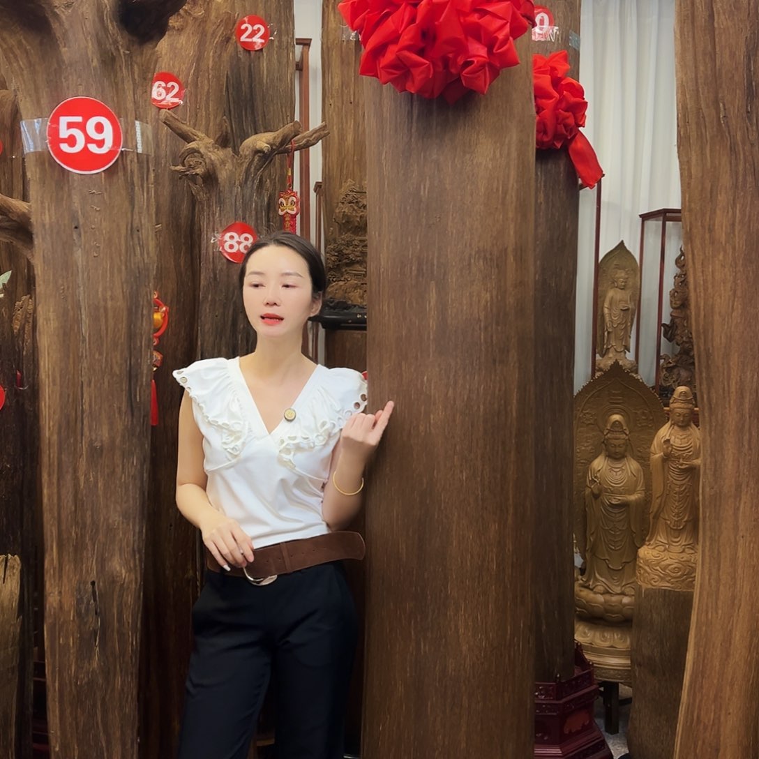 沉香碎屑沉香大*沉香原材料