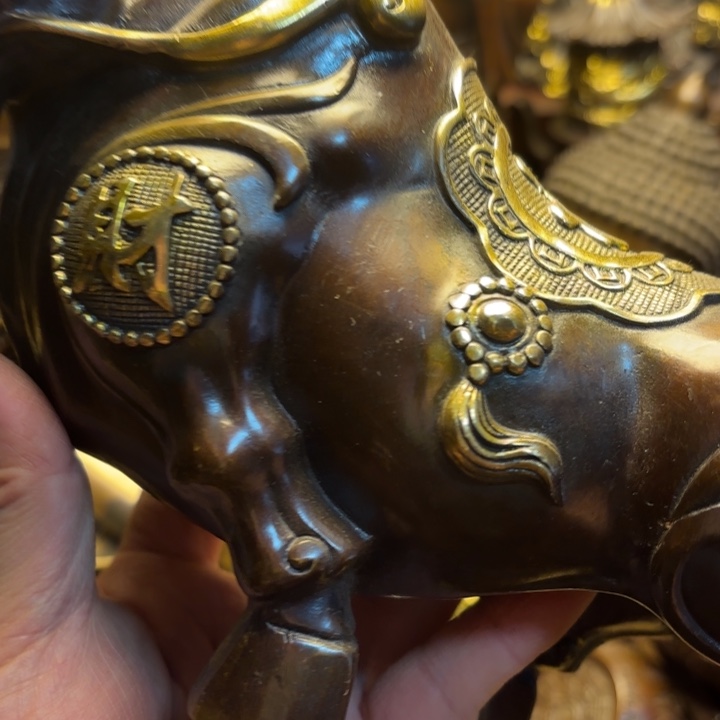 铜器摆件     点击下单