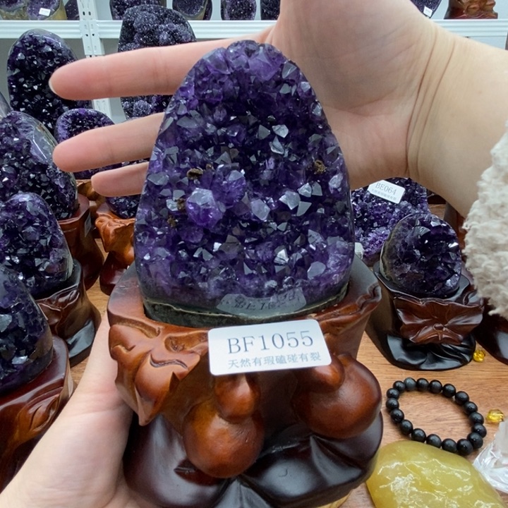 紫晶大型摆件（非配饰）未镶嵌