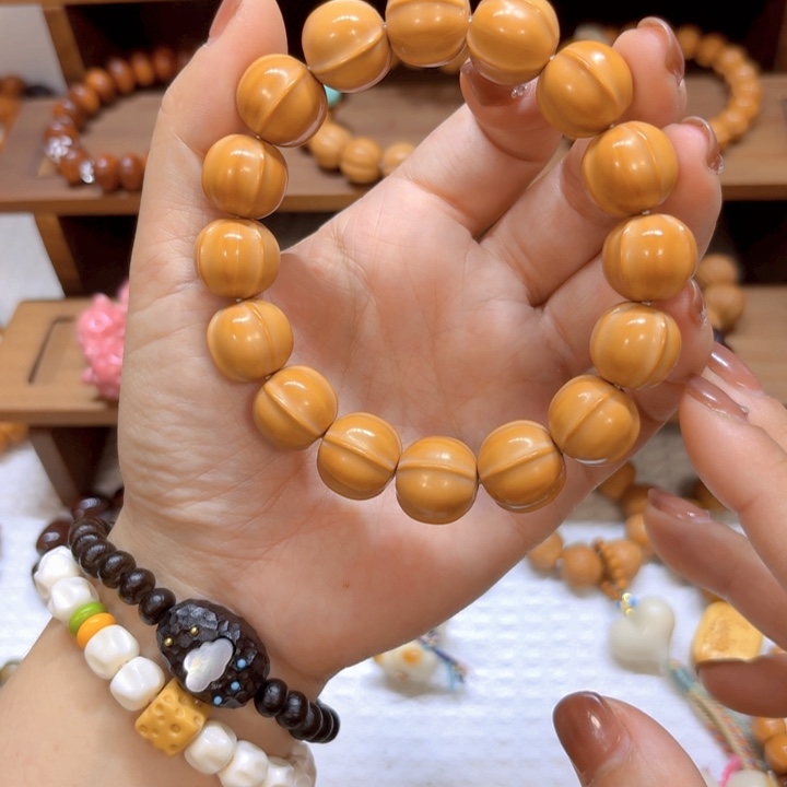 星月菩提手串猴头鲨鱼背素圈全品15mm