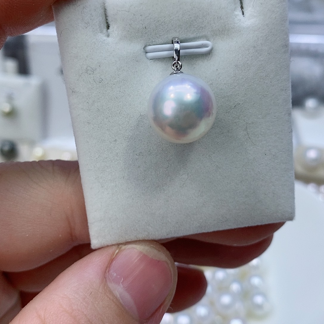 海水珍珠颈饰18K金镶嵌