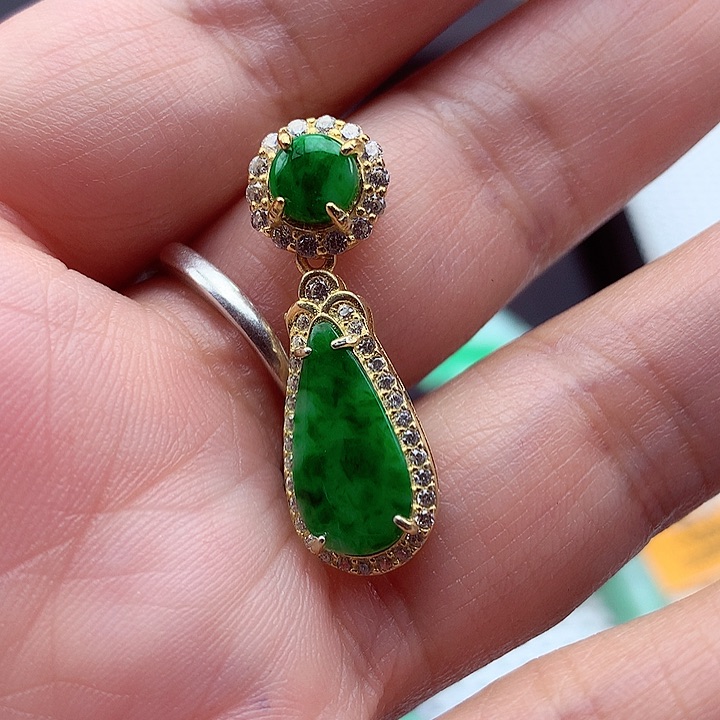 翡翠颈饰银S925镶嵌翡翠