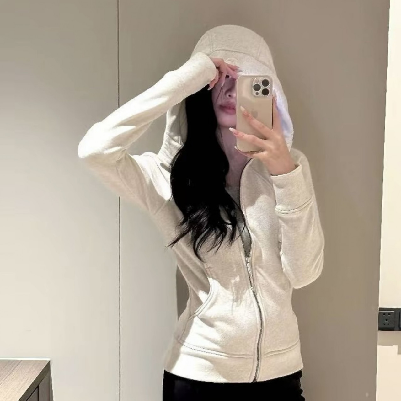 原汁原味小章鱼同款修身长袖连帽卫衣【ZW003】