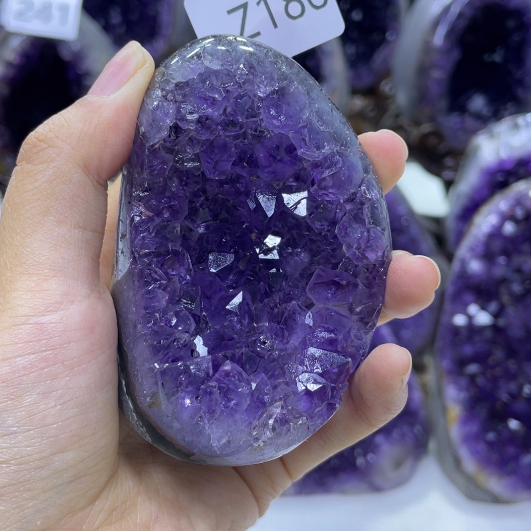 未镶嵌紫晶大型摆件（非配饰）Z187