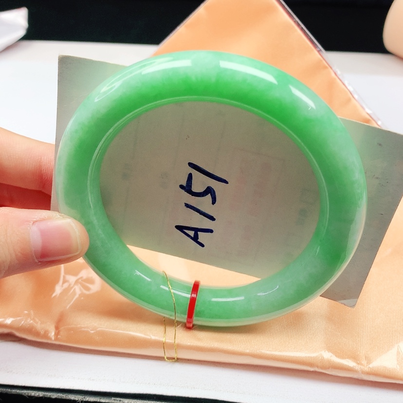 【闪购商品】翡翠手镯未镶嵌天然缅甸a货手镯57+