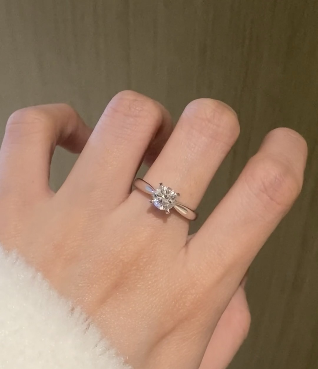 戒指时尚【T家四爪】小众求婚戒女戒指0.5-3克拉