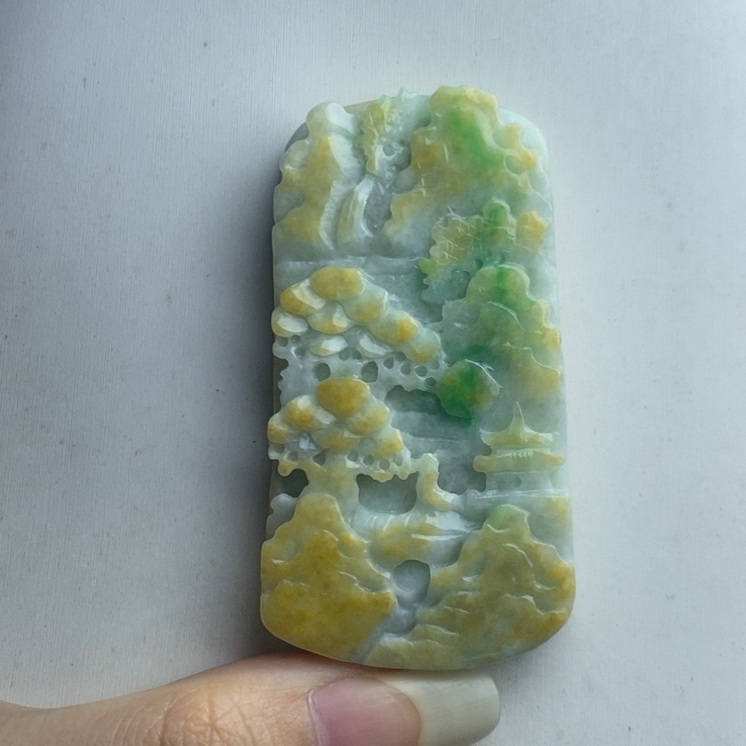 颈饰未镶嵌翡翠山水