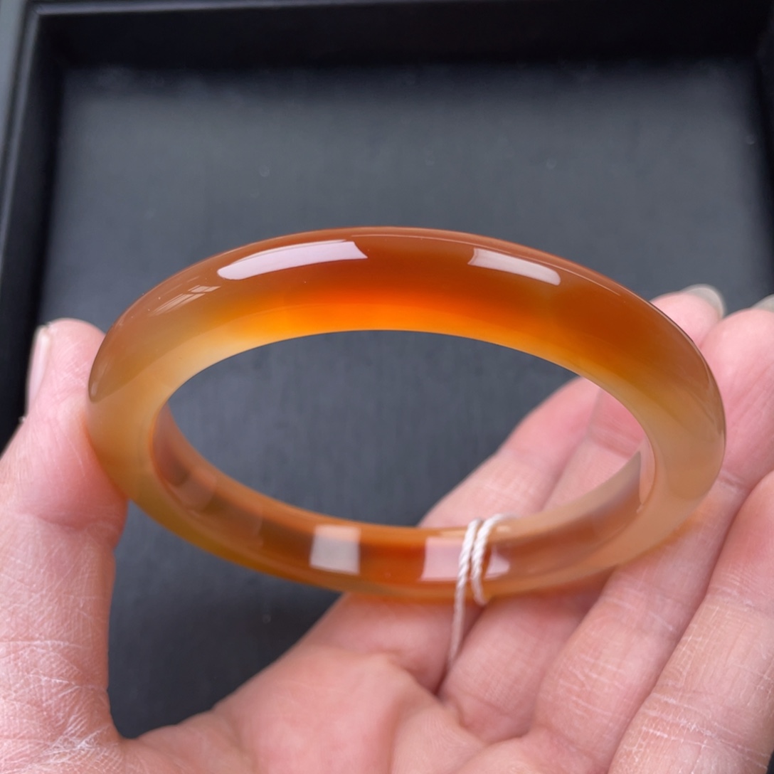 玛瑙/玉髓手镯未镶嵌58圈口