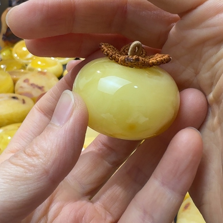 燕***窝定制琥珀天然原矿假一赔十