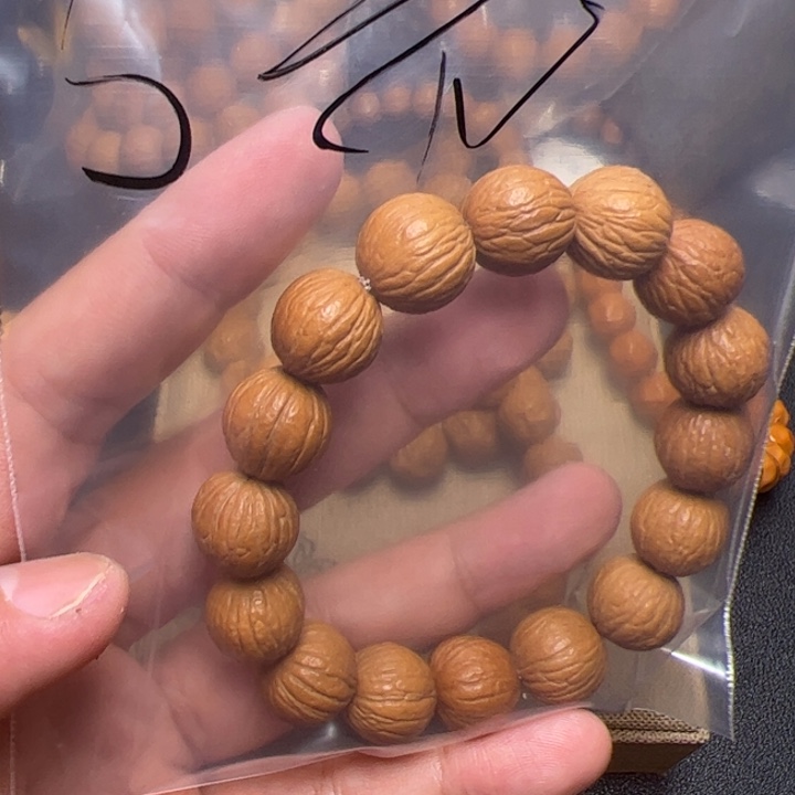 猴头核桃手串平**常土坷垃