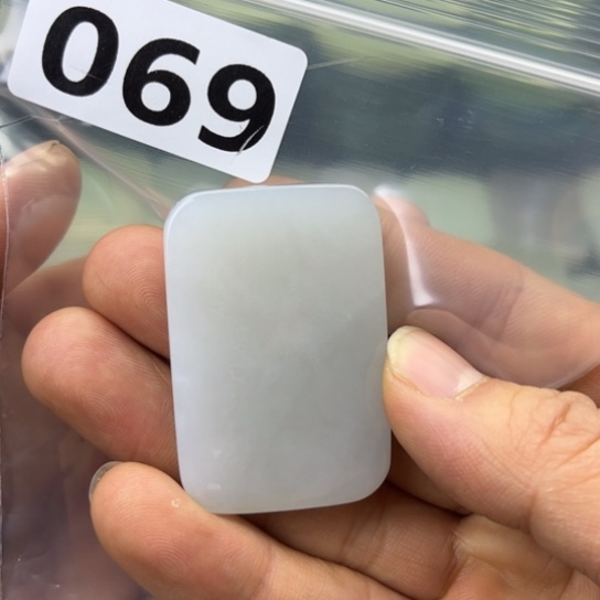 和田玉未镶嵌珠宝半成品