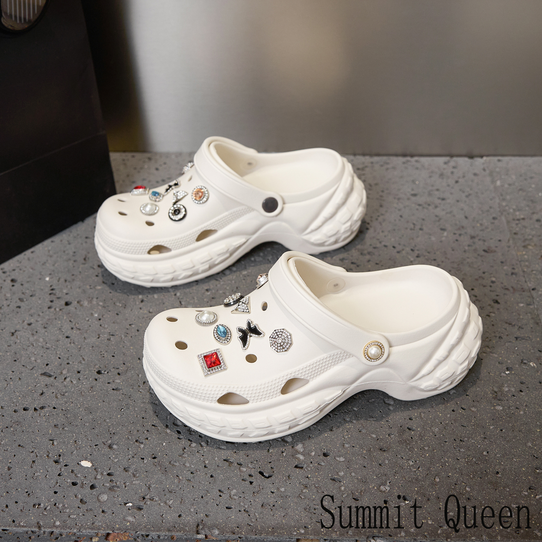 Summit Queen沙滩休闲纯色日常外穿踩屎感厚底增高洞洞鞋