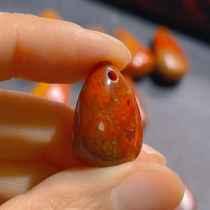 玛瑙/玉髓吊坠(不含链)未镶嵌青**湖