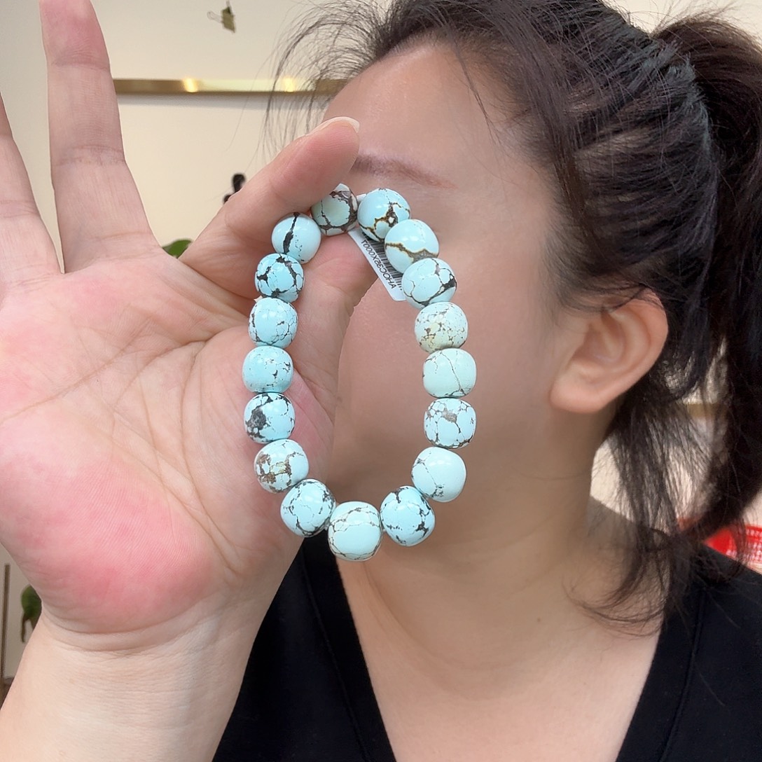 绿松石未镶嵌珠宝奇石88