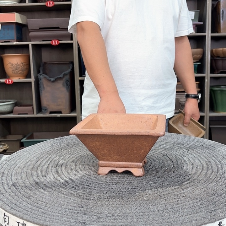 紫砂花盆紫砂的味道真的是