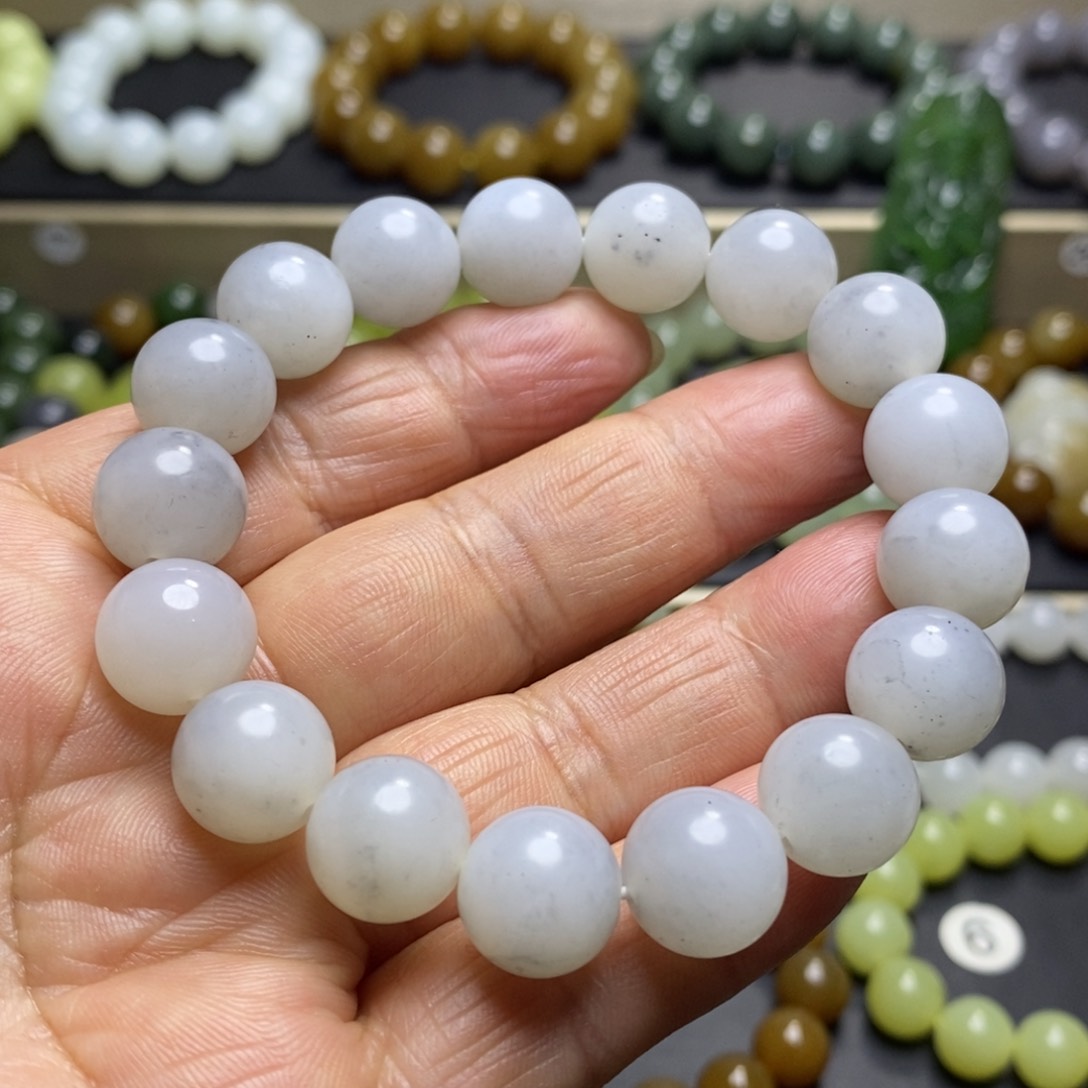 和田玉手串未镶嵌