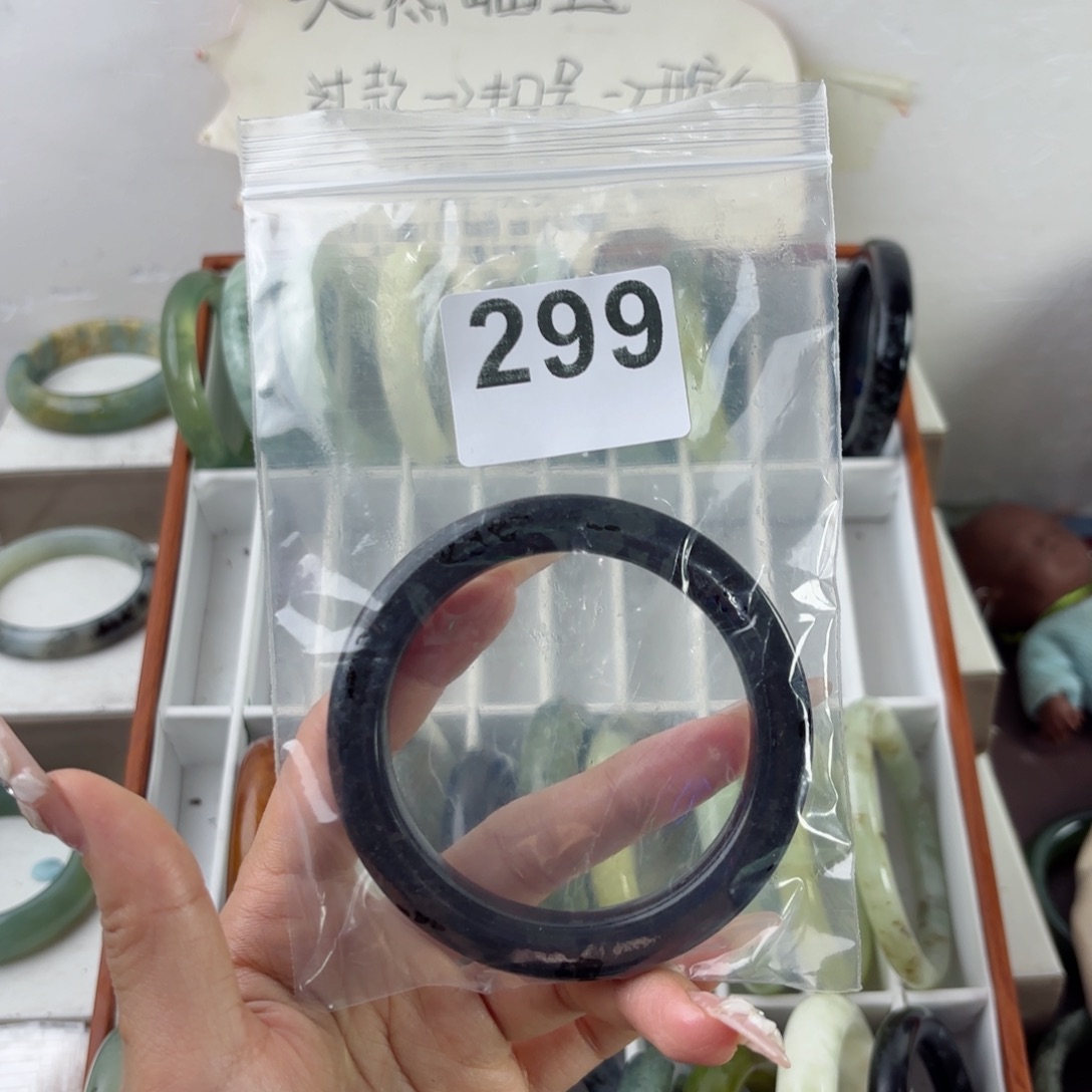 蛇纹石玉未镶嵌手镯王*陶
