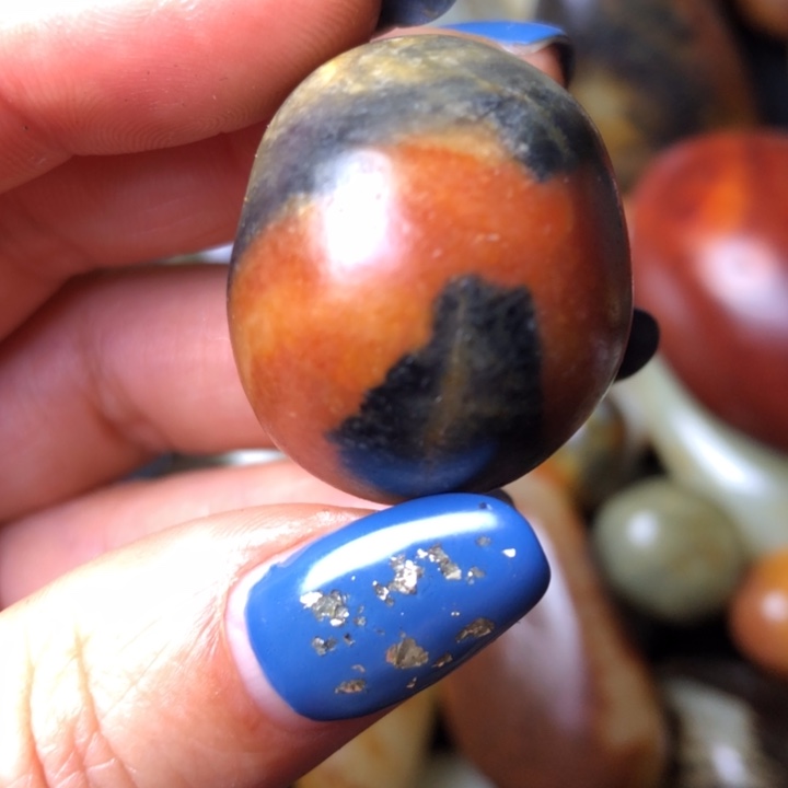 和田玉未镶嵌珠宝奇石