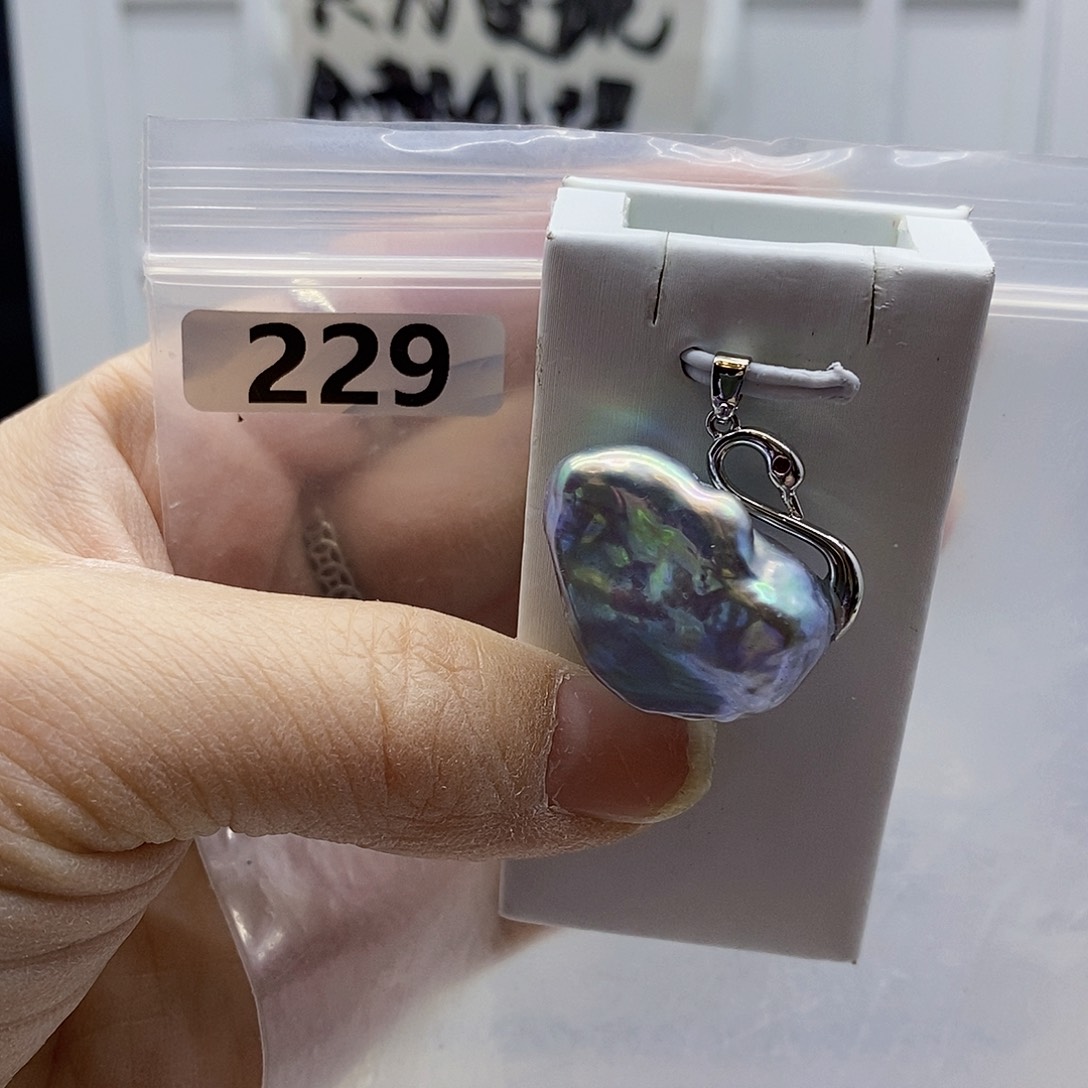 颈饰合金淡水珍珠