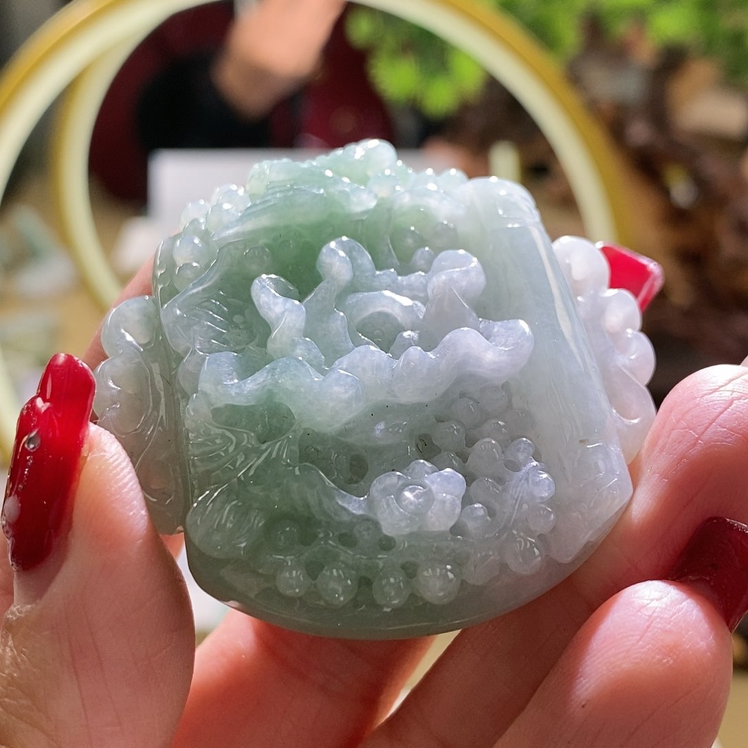 【闪购商品】翡翠颈饰未镶嵌喜上眉梢