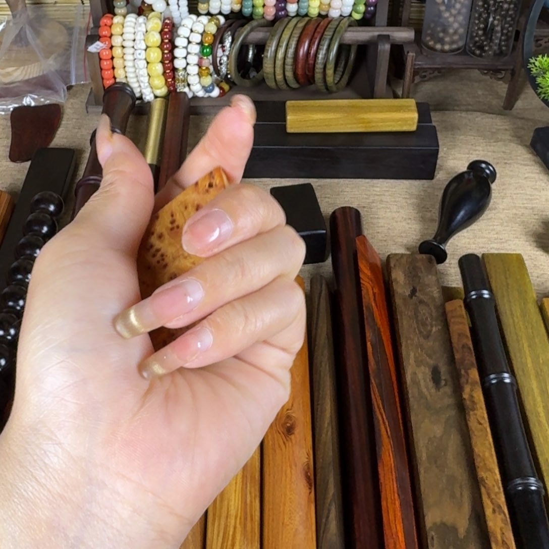 柏木（崖柏）漫****洋太行崖柏随行牌