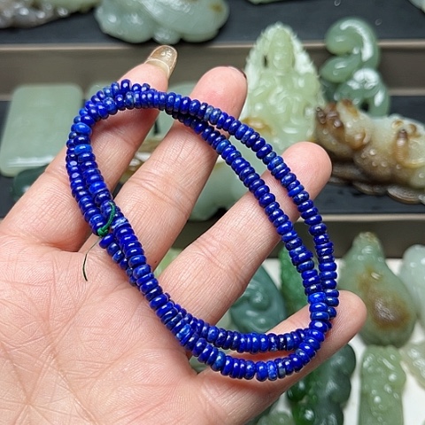 和田玉颈饰未镶嵌龍**人