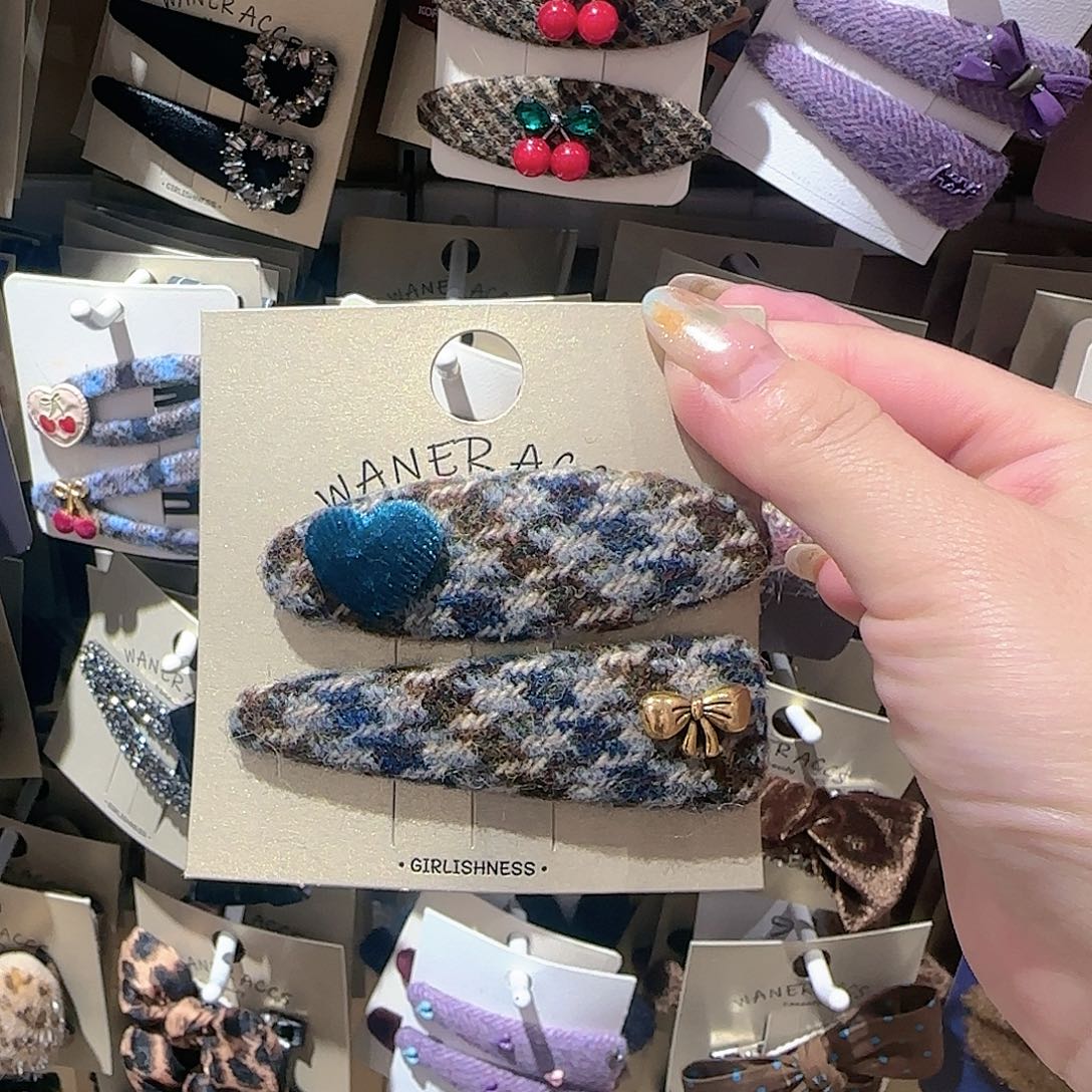 皮质非金属爱心拜拜