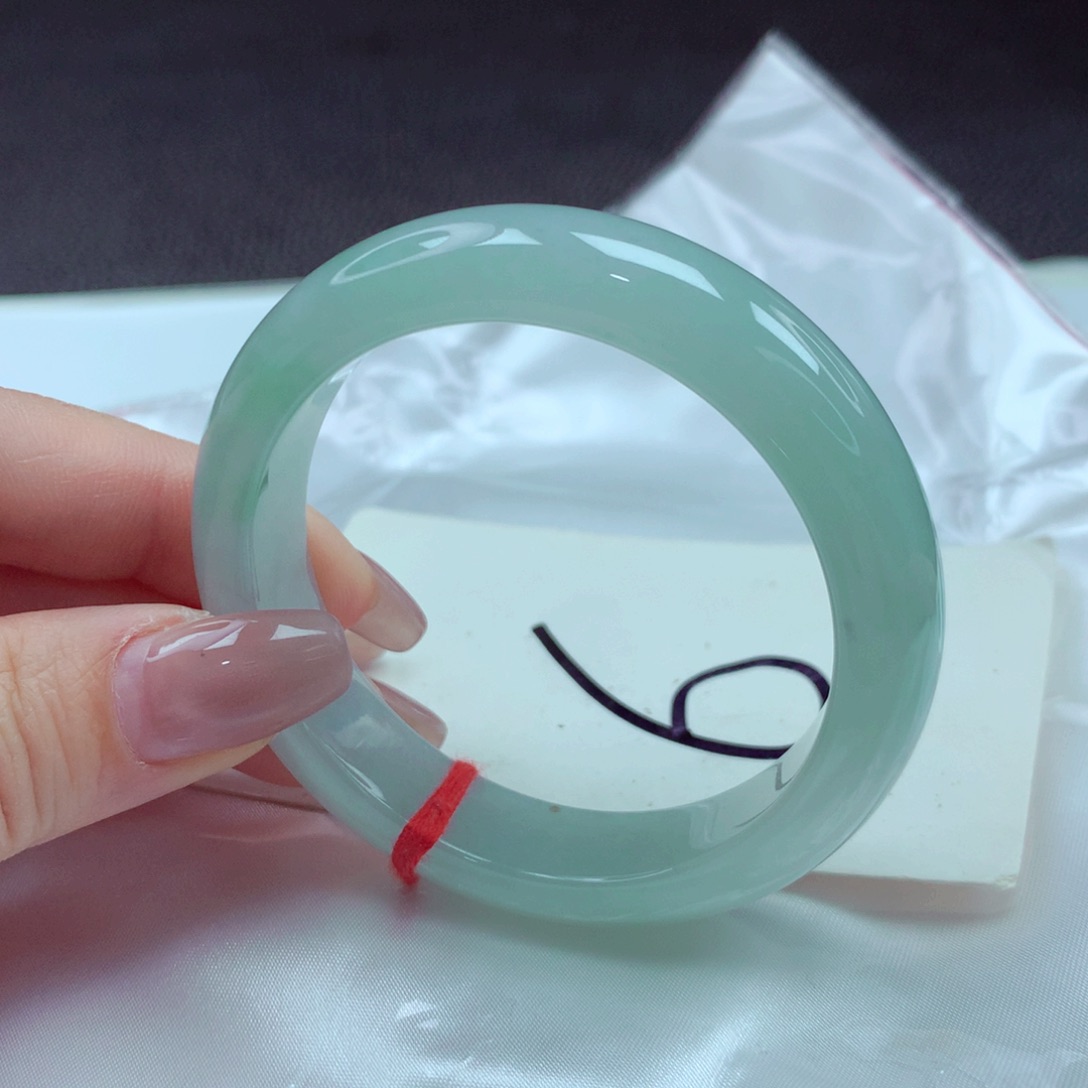 翡翠手镯未镶嵌手镯52