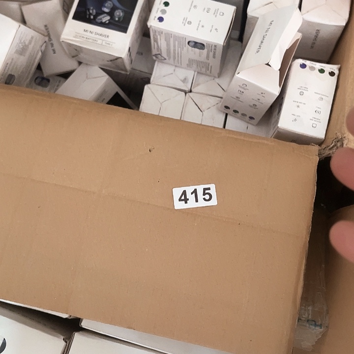 充电仓手电强光激光迷你剃须刀415