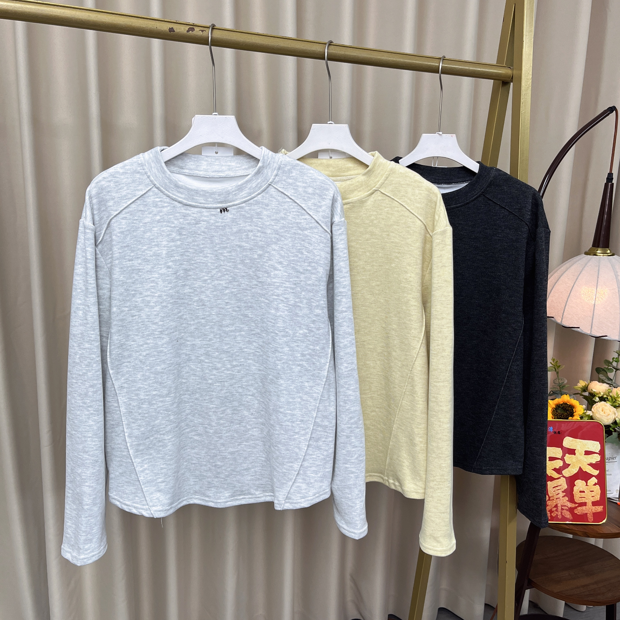 058女装T恤时尚磨毛舒适百搭宽松纯色长袖加绒打底