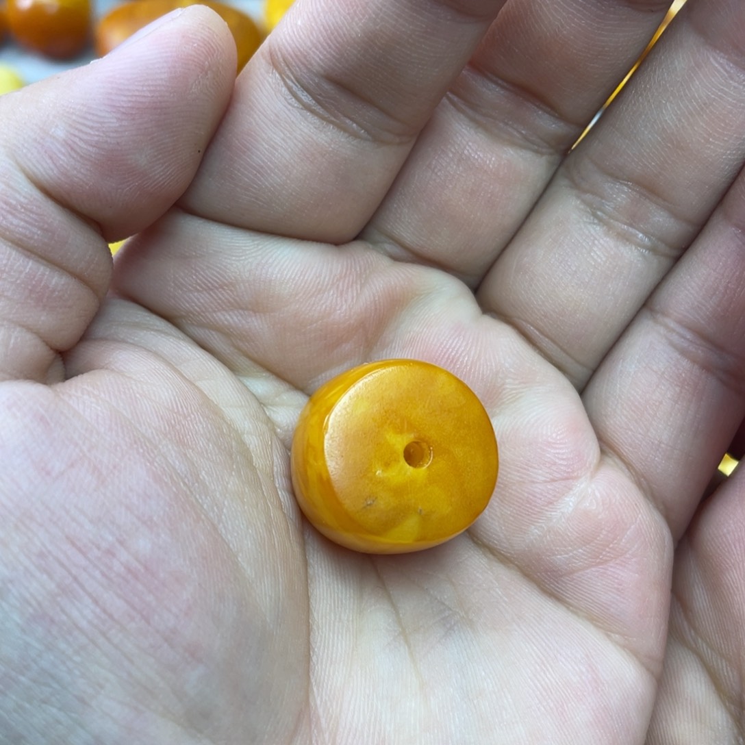 蜜蜡未镶嵌吊坠(不含链)