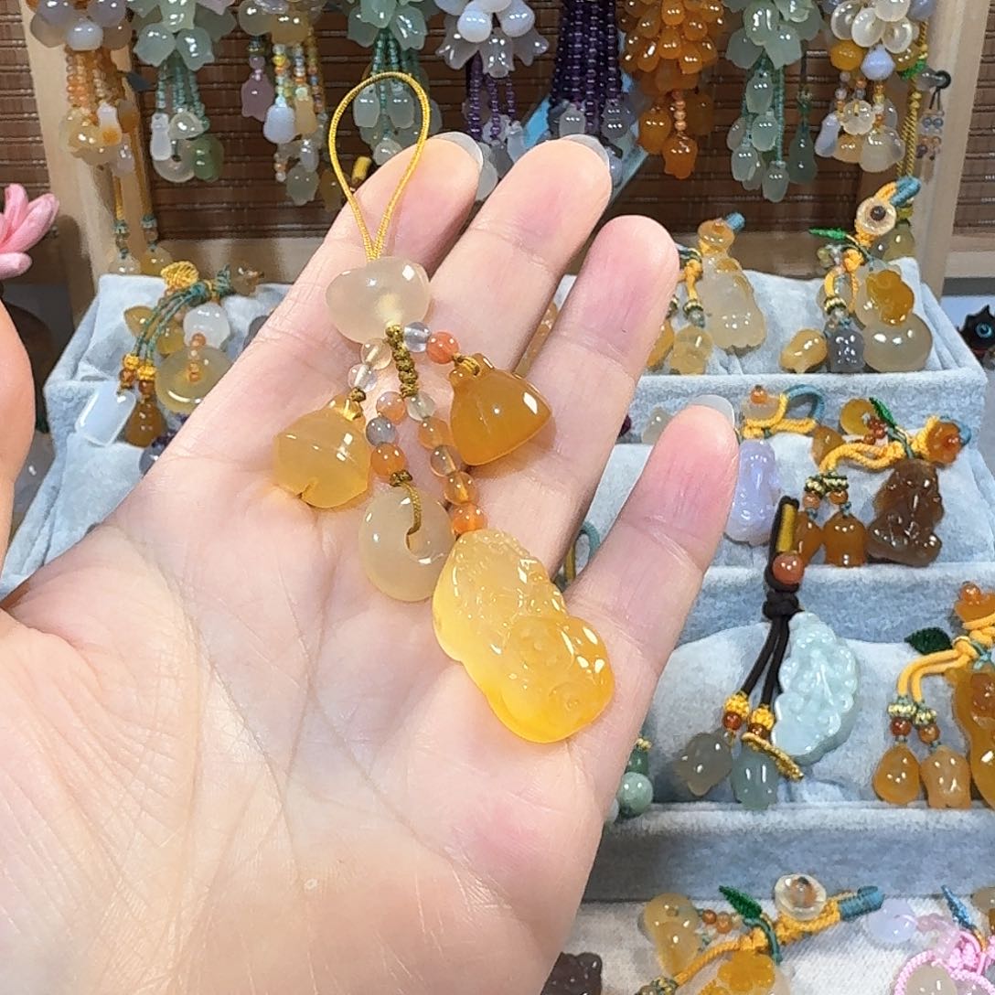 玛瑙/玉髓福利款不挑不拣通货料子带有包容点未镶嵌