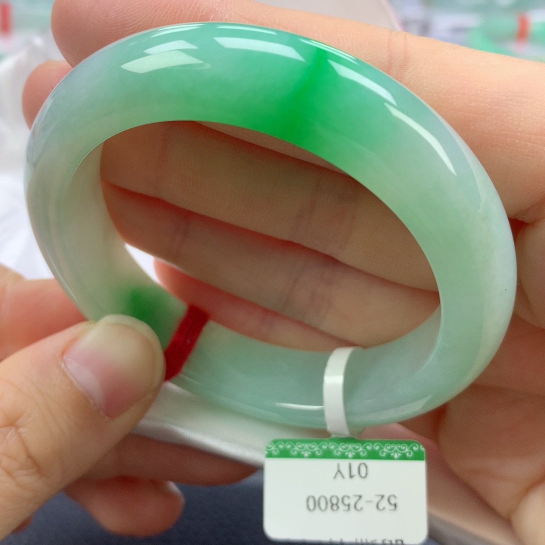 翡翠手镯未镶嵌52➕